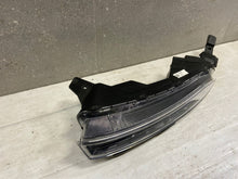 Load image into Gallery viewer, Frontscheinwerfer Hyundai Bayon 92207-Q0600 LED Links Scheinwerfer Headlight