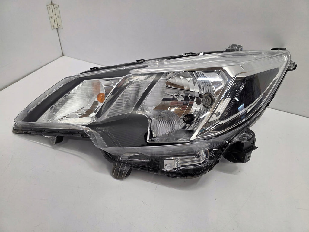 Frontscheinwerfer Mitsubishi Space W Star 8301D445 Ein Stück (Rechts oder Links)