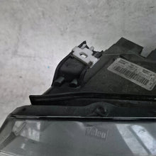 Load image into Gallery viewer, Frontscheinwerfer BMW 3 E91 E90 7202573 Links Scheinwerfer Headlight SCH4995837105ut
