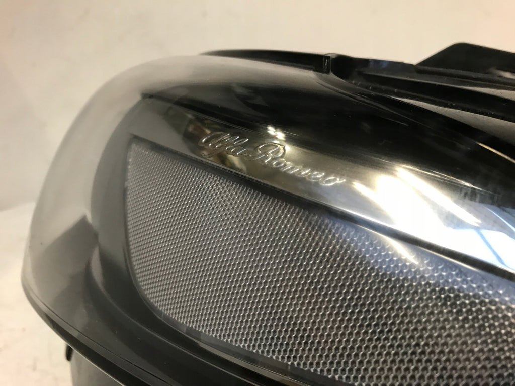 Frontscheinwerfer Alfa Romeo Giulia 50558651 LED Links Scheinwerfer Headlight SCH7788399239cu