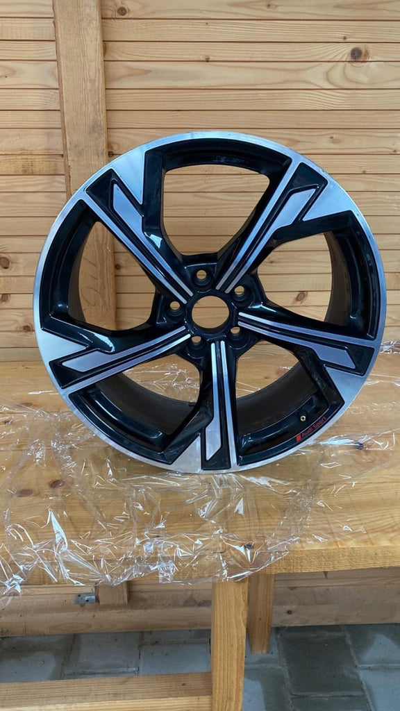 1x Alufelge 19 Zoll 8.5" 5x112 40ET 8W0601025EM Audi A4 B9 Rim Wheel FEL5646830053ml