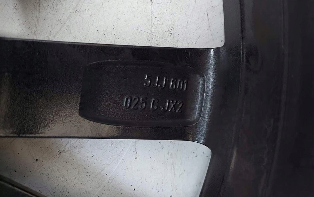 1x Alufelge 17 Zoll 7.0" 5x112 5JJ601025 Skoda Rapid Rim Wheel