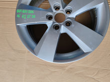 Laden Sie das Bild in den Galerie-Viewer, 1x Alufelge 16 Zoll 6.0" 5x112 657601025J Skoda Scala Rim Wheel FEL6166850949wd