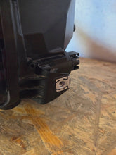 Laden Sie das Bild in den Galerie-Viewer, Frontscheinwerfer Audi Etron 89A941035 LED Links Scheinwerfer Headlight SCH2751970407xv