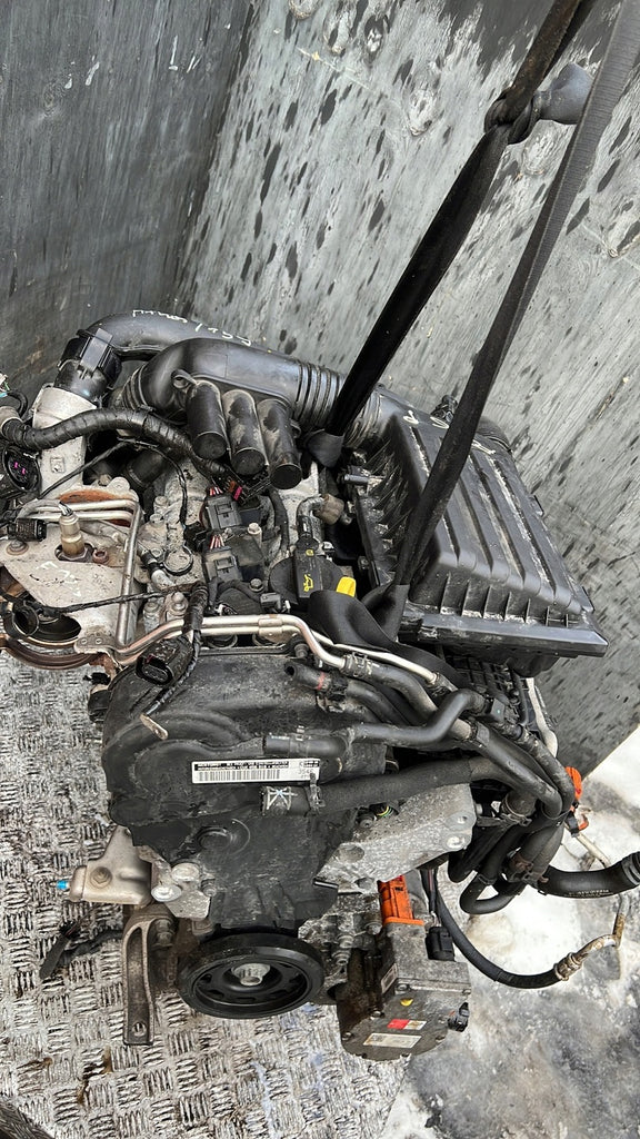 Motor VW Passat Variant CUK 1.4 156PS 115kW 2016 Hybrid Engine Komplett