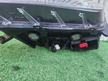 Load image into Gallery viewer, Frontscheinwerfer VW Amarok 2H3941031 Xenon Links Scheinwerfer Headlight SCH2912273753er