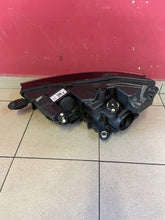 Laden Sie das Bild in den Galerie-Viewer, Frontscheinwerfer Skoda Scala 657941016 LED Rechts Scheinwerfer Headlight SCH7559505797ez