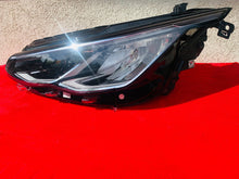 Load image into Gallery viewer, Frontscheinwerfer VW Golf VIII 5H1941005B LED Links Scheinwerfer Headlight