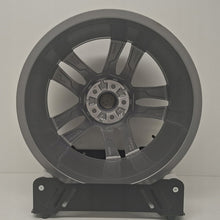 Laden Sie das Bild in den Galerie-Viewer, 4x Alufelge 19 Zoll 8.5" 5x112 40ET Glanz Schwarz 4K0601025H Audi A6 Mg 6 FEL3448105794ur