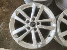 Load image into Gallery viewer, 4x Alufelge 17 Zoll 6.5" 5x112 43ET Glanz Silber 8Y0601025L Audi A6 A4 Rim Wheel FEL4788657025ox