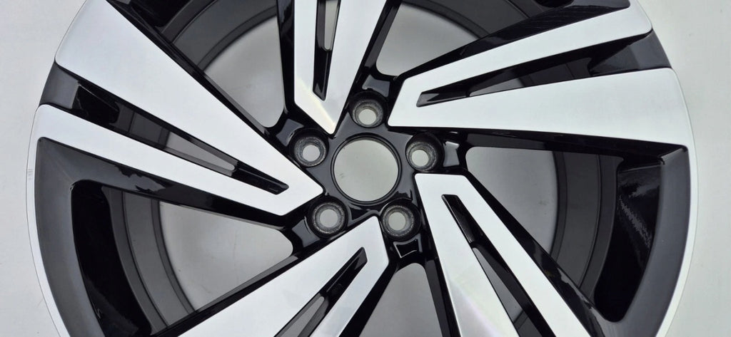 1x Alufelge 18 Zoll 7.0" 5x100 39ET 2GM601025H VW T-Cross Rim Wheel FEL1312827126ak
