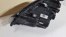 Laden Sie das Bild in den Galerie-Viewer, Frontscheinwerfer VW T6 7L1941036 LED Rechts Scheinwerfer Headlight SCH4499977502wl