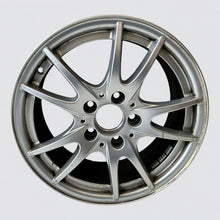 Laden Sie das Bild in den Galerie-Viewer, 1x Alufelge 16 Zoll 6.5&quot; 5x112 A2464011302 Mercedes-Benz Rim Wheel