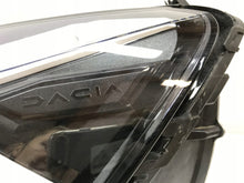 Laden Sie das Bild in den Galerie-Viewer, Frontscheinwerfer Dacia Sandero III Logan 260601750R Links Headlight