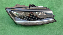 Laden Sie das Bild in den Galerie-Viewer, Frontscheinwerfer Skoda Fabia III 6V1941016E Full LED Rechts Headlight SCH3207619259th