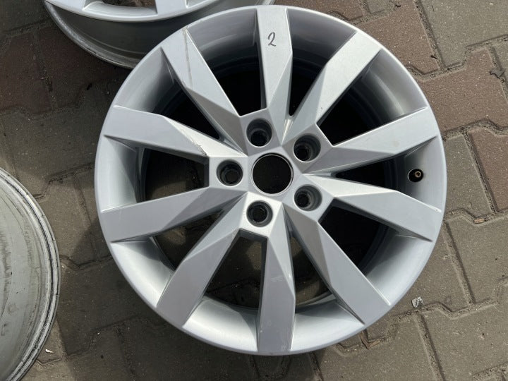 1x Alufelge 17 Zoll 6.0" 5x112 5E0601025N Skoda Octavia Rim Wheel FEL4730555402qx