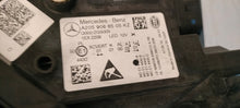 Laden Sie das Bild in den Galerie-Viewer, Frontscheinwerfer Mercedes-Benz W205 A2059068605KZ Ein Satz Headlight SCH1055157719mz