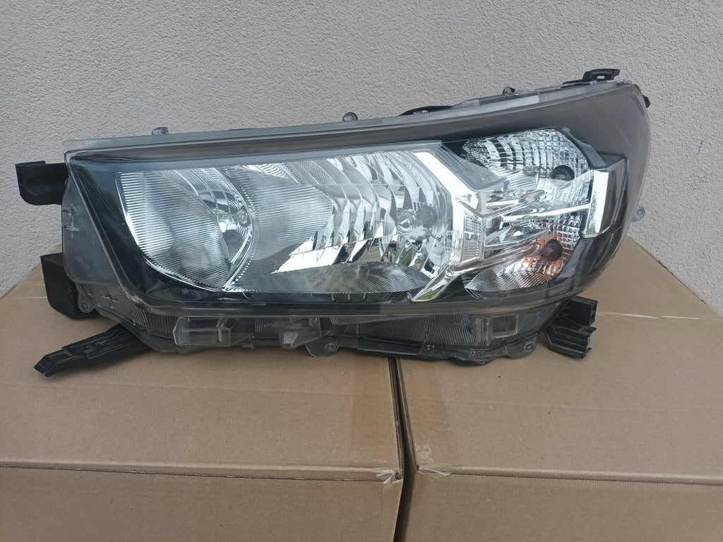 Frontscheinwerfer Toyota Hilux VIII 0K-177 Links Scheinwerfer Headlight SCH5737574828tr