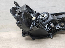 Laden Sie das Bild in den Galerie-Viewer, Frontscheinwerfer Toyota Rav 4 W0836 Xenon Links Scheinwerfer Headlight SCH8709170326vo