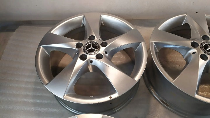 4x Alufelge 17 Zoll 7.0" 5x112 51ET A4474012200 Mercedes-Benz Marco Polo FEL7367861057tq