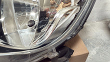 Laden Sie das Bild in den Galerie-Viewer, Frontscheinwerfer Hyundai I Links Scheinwerfer Headlight