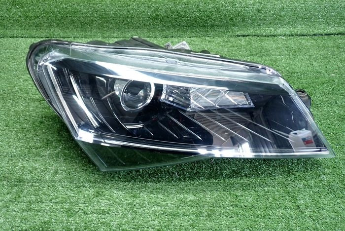 Frontscheinwerfer Skoda Superb III 3V1941016A Rechts Scheinwerfer Headlight SCH6308648783ee