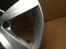 Laden Sie das Bild in den Galerie-Viewer, 1x Alufelge 17 Zoll 7.0" 5x112 39ET Glanz Silber 7N0601025 VW Sharan Rim Wheel FEL8229652199su