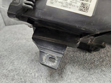 Laden Sie das Bild in den Galerie-Viewer, Frontscheinwerfer Ford Grand C-Max II F1BB13C152 Xenon Rechts Headlight SCH5079402796he