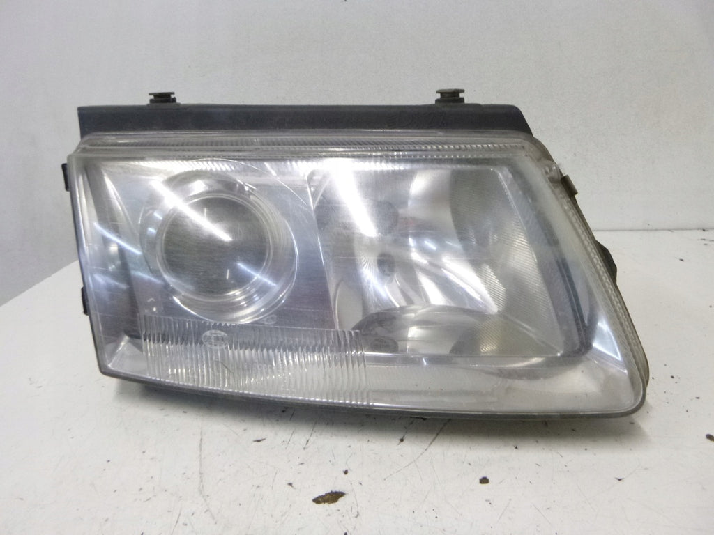 Frontscheinwerfer VW Passat Xenon Rechts Scheinwerfer Headlight