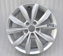 Load image into Gallery viewer, 1x Alufelge 15 Zoll 5.5&quot; 5x100 40ET Matt Silber 2G0601025 VW Polo Rim Wheel