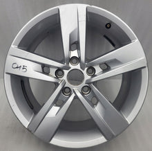 Laden Sie das Bild in den Galerie-Viewer, 1x Alufelge 17 Zoll 7.0" 5x112 49ET 5F0601025T Seat Leon Rim Wheel FEL4945845261ly