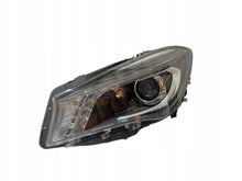 Laden Sie das Bild in den Galerie-Viewer, Frontscheinwerfer Mercedes-Benz Cla X117 C117 A1179065200 Links Headlight SCH3036742992xh