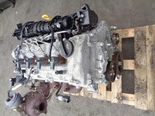 Load image into Gallery viewer, Motor Kia Ceed D4FB 1.6 CRDI 128PS 162TKm Diesel Engine Unkomplett MOT7274290886mz