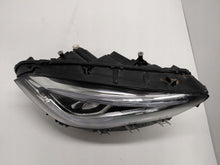 Laden Sie das Bild in den Galerie-Viewer, Frontscheinwerfer Mercedes-Benz W247 A2479063605 Full LED Rechts Headlight SCH3104813529cd