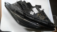Laden Sie das Bild in den Galerie-Viewer, Frontscheinwerfer Mercedes-Benz 2479062003 Rechts Scheinwerfer Headlight SCH3477872070di