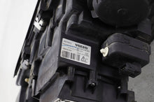 Laden Sie das Bild in den Galerie-Viewer, Frontscheinwerfer Volvo S80 8693652 Links Scheinwerfer Headlight SCH3128102056wj