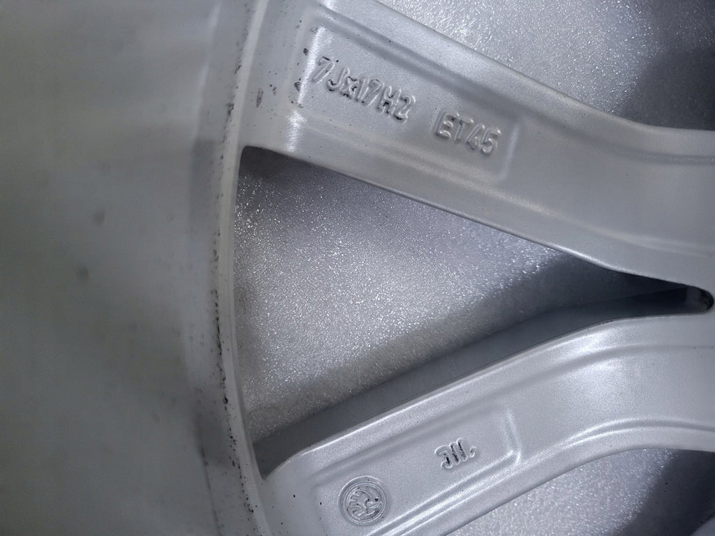 1x Alufelge 17 Zoll 7.0" 5x112 45ET Glanz Silber 5L0601025 Skoda Yeti Rim Wheel