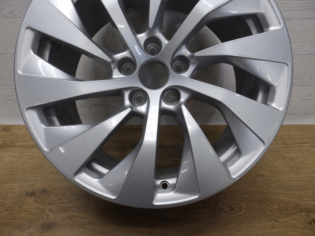 1x Alufelge 18 Zoll 8.0" 5x112 26ET 4K8601025A Audi C8 A7 Rim Wheel FEL2259914025bh