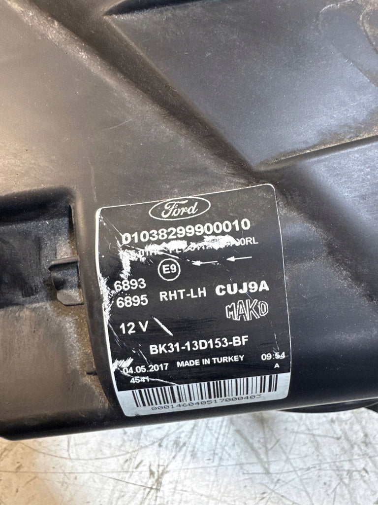 Frontscheinwerfer Ford Transit 01038299900010 BK3113D153BF Vorderseite Headlight SCH4350806645te