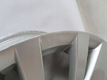 Laden Sie das Bild in den Galerie-Viewer, 1x Alufelge 17 Zoll 7.0" 5x112 39ET Glanz Silber 7N0601025L VW Sharan Rim Wheel FEL6796760346tq