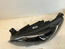 Laden Sie das Bild in den Galerie-Viewer, Frontscheinwerfer Ford Focus JX7B13E017CF Links Scheinwerfer Headlight