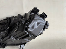 Load image into Gallery viewer, Frontscheinwerfer Audi A4 B9 8W0941012 8W0941011 LED Rechts Headlight