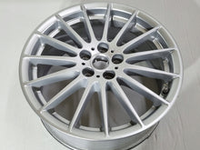 Laden Sie das Bild in den Galerie-Viewer, 1x Alufelge 18 Zoll 7.5&quot; 5x108 45ET Glanz Silber HK83-1007-AA Jaguar Rim Wheel