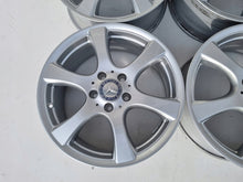 Laden Sie das Bild in den Galerie-Viewer, 4x Alufelge 17 Zoll 7.0" 5x112 54ET Mercedes-Benz Viano Rim Wheel FEL3341363694sv