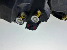 Laden Sie das Bild in den Galerie-Viewer, Frontscheinwerfer Skoda Karoq 57B941015A Rechts Scheinwerfer Headlight SCH2912931148sl