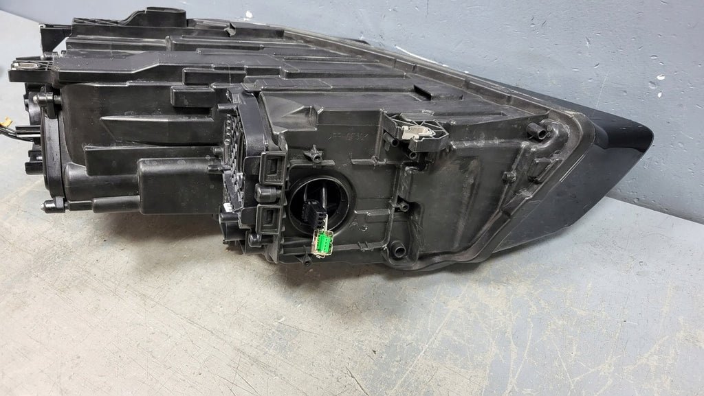 Frontscheinwerfer Audi A8 4H0941044 4H0941006 Xenon Rechts Headlight SCH4747319308xs