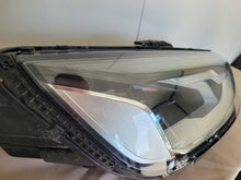Laden Sie das Bild in den Galerie-Viewer, Frontscheinwerfer Audi A4 8W0941012 Full LED Rechts Scheinwerfer Headlight