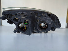 Laden Sie das Bild in den Galerie-Viewer, Frontscheinwerfer Renault Scenic 06-LIFT Links Scheinwerfer Headlight SCH8840129063pi