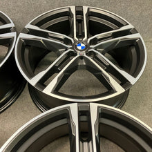 Laden Sie das Bild in den Galerie-Viewer, 4x Alufelge 18 Zoll 8.0" 5x112 57ET Glanz Graphit 8092352 BMW 1 F40 Mg Rim Wheel FEL2050205914zt