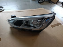 Laden Sie das Bild in den Galerie-Viewer, Frontscheinwerfer Ford Focus JX7B-13W030-AE Links Scheinwerfer Headlight SCH5966612733to